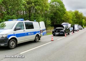 [VIDEO] 44-latek uciekał skradzioną z niemiec Mazdą. Po pościgu zatrzymany przez policjantów